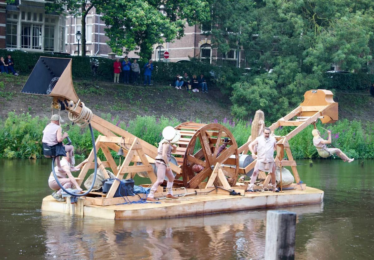 HHLifestyleTrav's tweet photo. Den Bosch’s most famous resident, Hieronymus Bosch produced amazing works of such detail and oddity that they have become somewhat legendary. 

https://t.co/lOH8U0xXA6 

#DenBosch #Netherlands #BoschParade https://t.co/86N1joKkEg