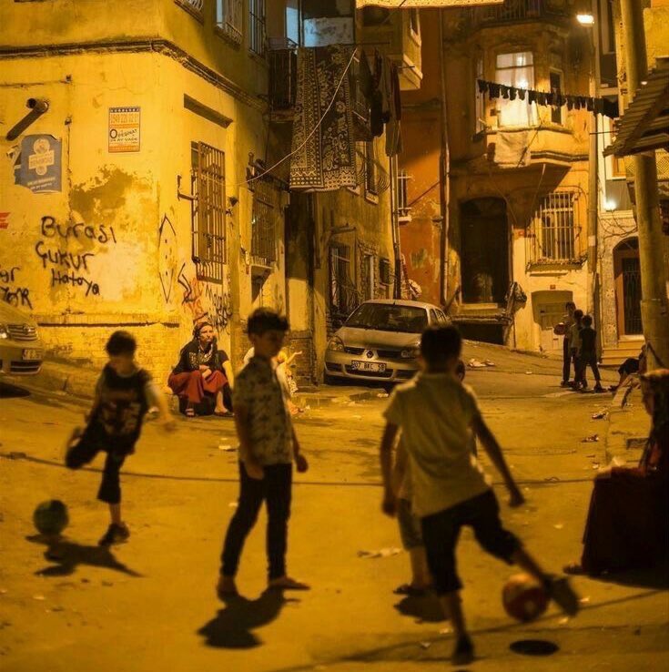 تـايقر tweet media