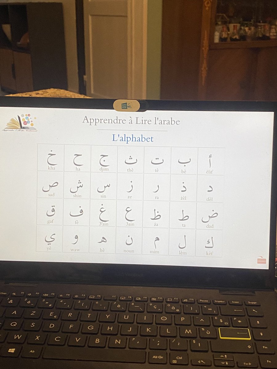 Yasmine☕️ tweet media