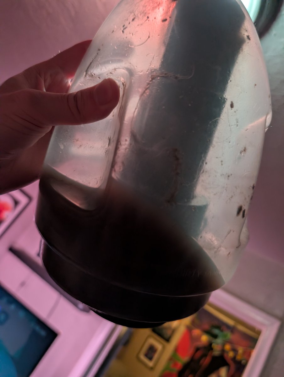 Hash / Smoke tweet media