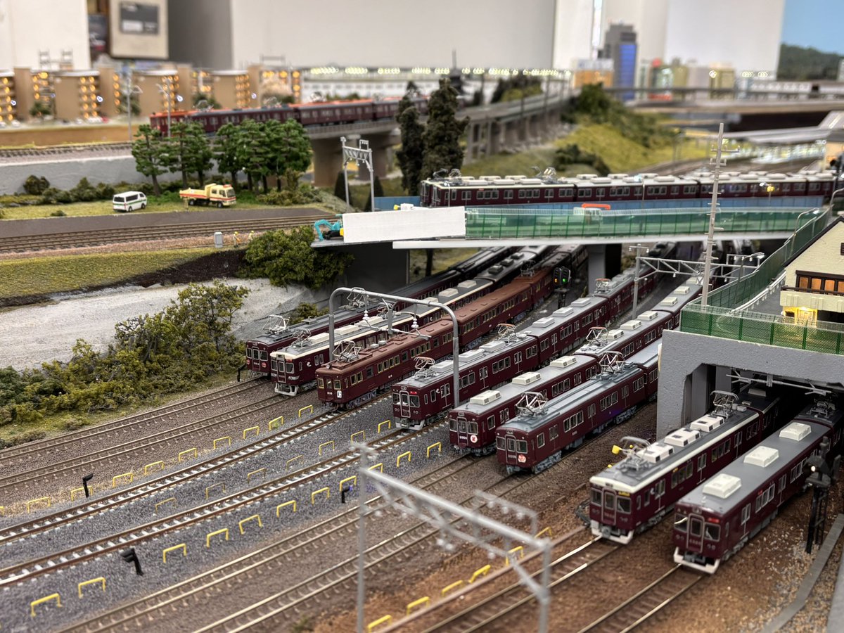 しでん/HK2050 tweet media