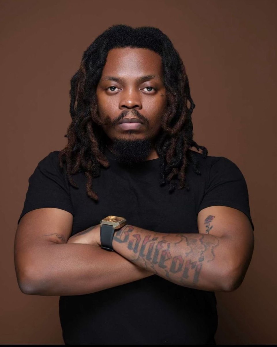 praizdaGOAT's tweet photo. Happy birthday Baddo, #olamideat37 https://t.co/yZOEylbMt4