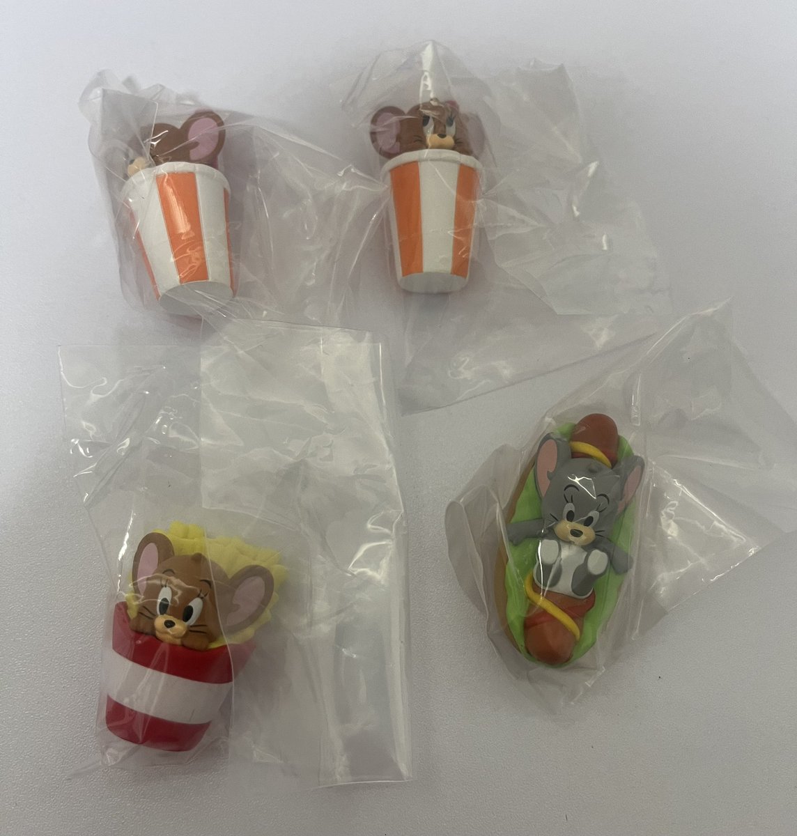 夜半🐯 tweet media