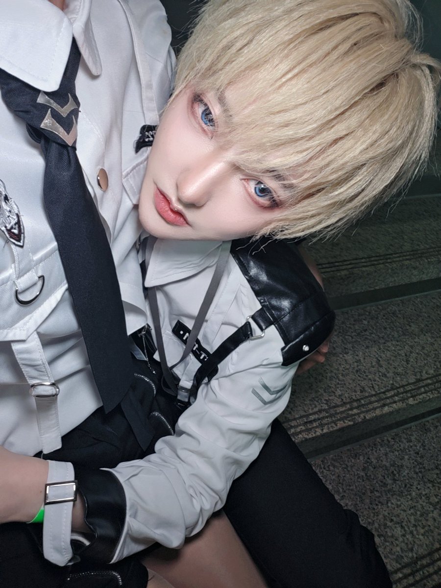 찌!!!! tweet media
