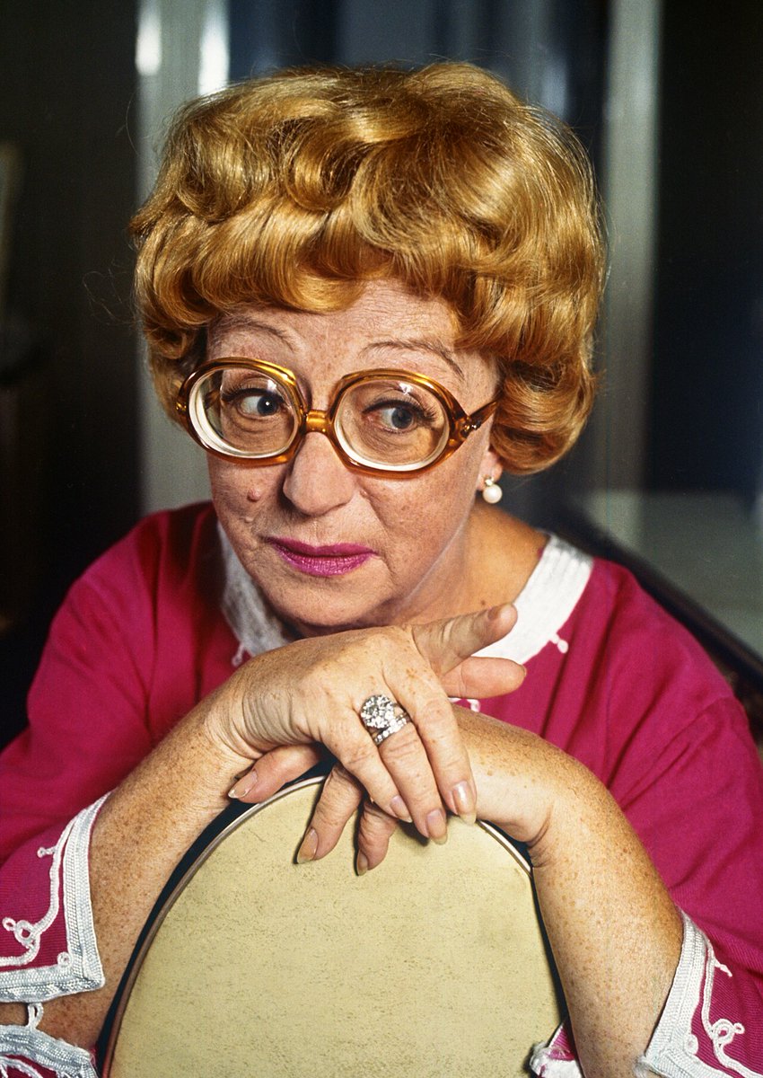 daveainsworth63's tweet photo. Remembering the great English actress Thora Hird who died on tjis day in 2003. She was 91. #ThoraHird #ACreamCrackerUnderTheSettee #WaitingForTheTelegram #LostForWords #AKindOfLoving #TheEntertainer #WentTheDayWell #Hallelujah #InLovingMemory #PatAndMargaret #Dinnerladies https://t.co/VhvJmtB3iW