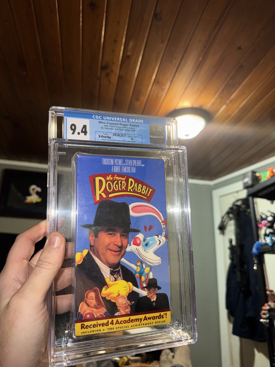 scouter5's tweet photo. I if found out u can get vhs tapes graded. So when I saw this original factory sealed copy of my favorite movie graded 9.4 I had too https://t.co/Vxy9IUss2r