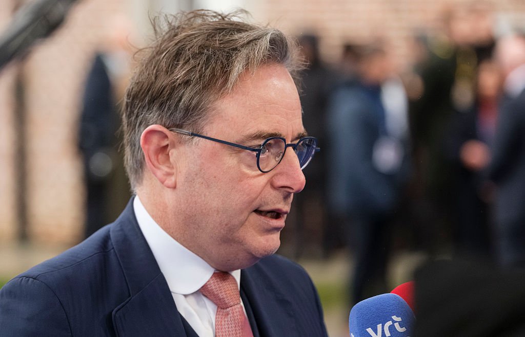 OliverK7's tweet photo. #Belgium's De #Wever calls for #EU to negotiate with #Russia for #Ukraine peace
"There is only one method left: making a deal," he said
Belgium’s Prime Minister Bart De Wever called on for the European Union to be mandated by its member states to negotiate with Russia