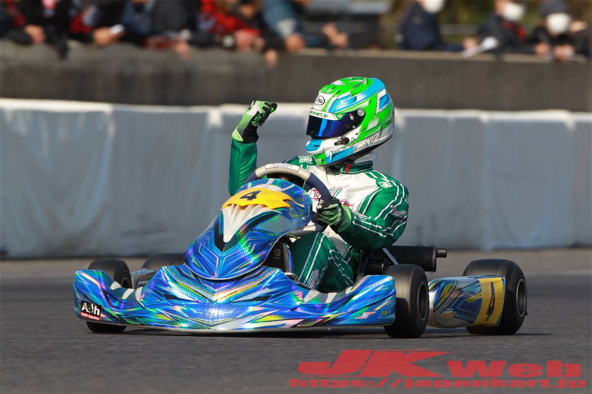 JAPANKART's tweet photo. 鈴鹿選手権第1戦結果速報

地方選手権FS125
優勝：飯田一仁、2位：林樹生、3位：中野貴介
カデット
優勝：川端歩、2位：横井愛到、3位：丹羽舜也
SS
優勝：MATSUSHITA MASAKI、2位：北村紳、3位：大槻直
スーパーSS
優勝：大島良介、2位：��秀行、3位：坂裕之 https://t.co/owMct8YCx6
