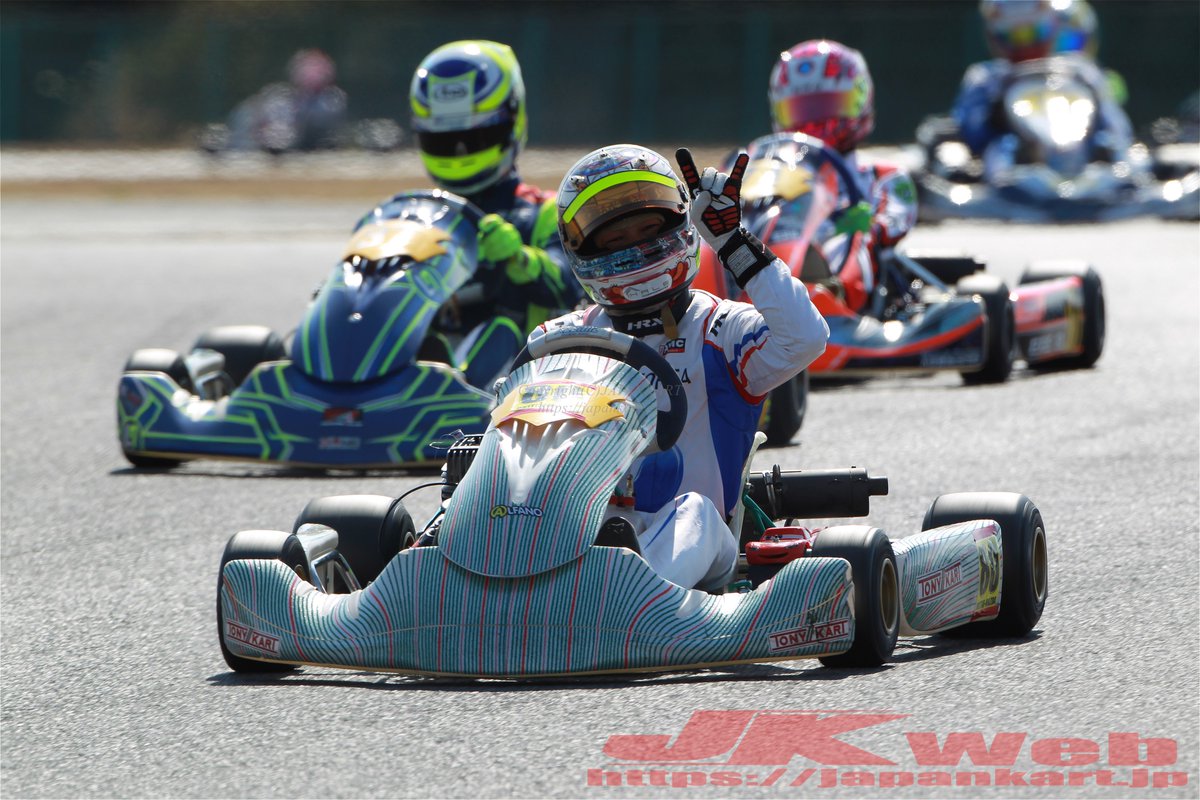 JAPANKART's tweet photo. 鈴鹿選手権第1戦結果速報

地方選手権FS125
優勝：飯田一仁、2位：林樹生、3位：中野貴介
カデット
優勝：川端歩、2位：横井愛到、3位：丹羽舜也
SS
優勝：MATSUSHITA MASAKI、2位：北村紳、3位：大槻直
スーパーSS
優勝：大島良介、2位：��秀行、3位：坂裕之 https://t.co/owMct8YCx6