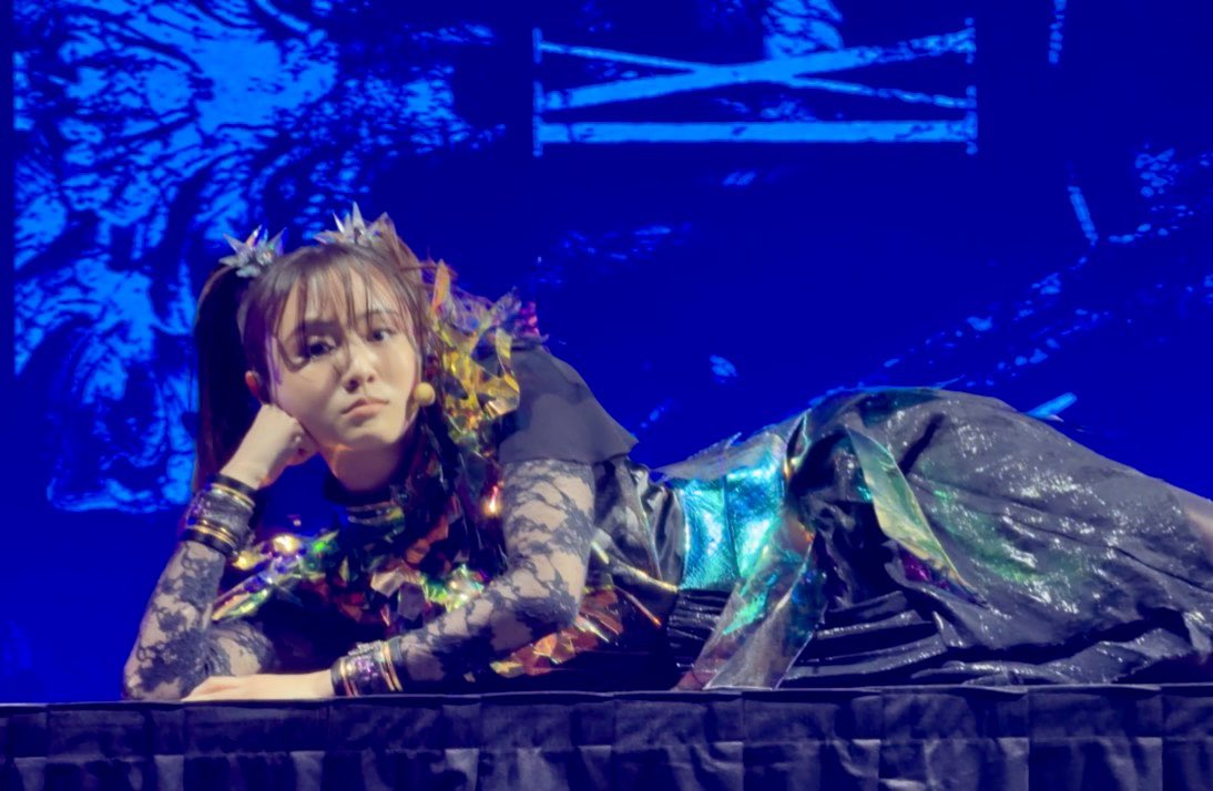 MOTA_MOTAMETAL's tweet photo. ドキモのもあちゃんが正面だったので
涅槃像のように横たわる姿と可愛い御尊顔を撮れました💕
#BABYMETAL #Perth #MOAMETAL #BABYMETALWORLDTOUR2026 https://t.co/KpHgXTrALF