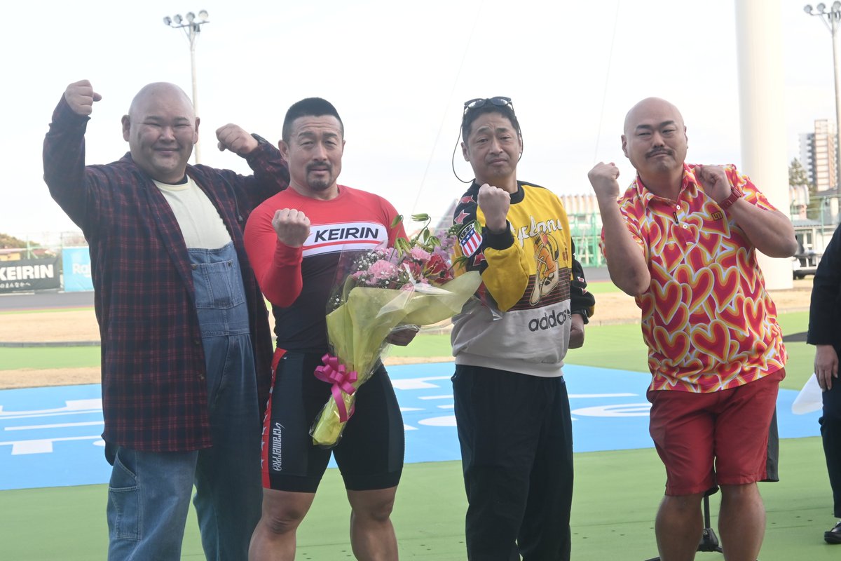 東スポ 競輪班 tweet media