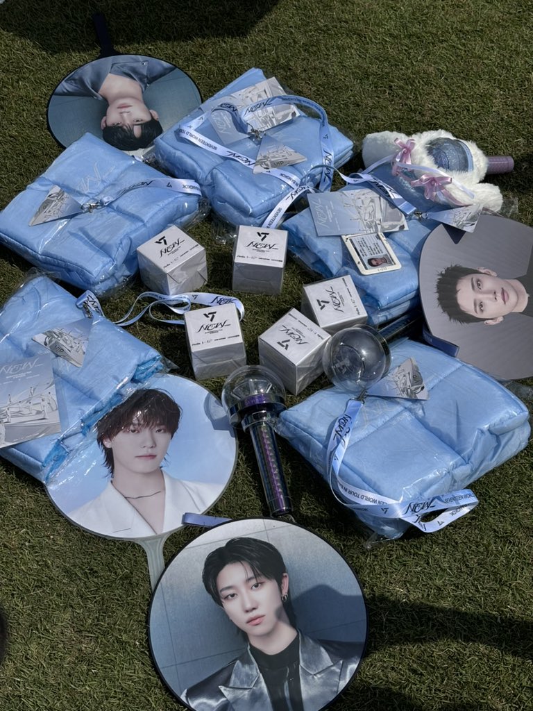 𝗙𝗲𝗮𝘁.𝗣𝗶𝗻 ♡ᵎ tweet media
