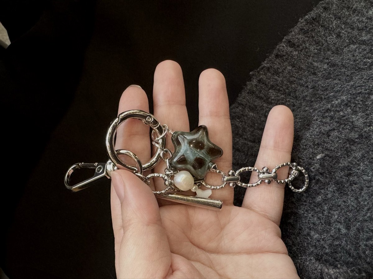 m i h o｜複業デザイナー tweet media