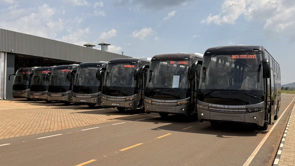 GideonSsekidde's tweet photo. Have you ever realized how comfortable it is? It's made in Uganda. It was my dream and then it came true. 

After feeling its comfort, I no longer miss Fly Dubai, it's the Kayoola bus made in Uganda by Kiira Motors.
#GoldenPosts
@GovUganda
@KiiraMotors
#KayoolaBus https://t.co/qFElZ2rv8L
