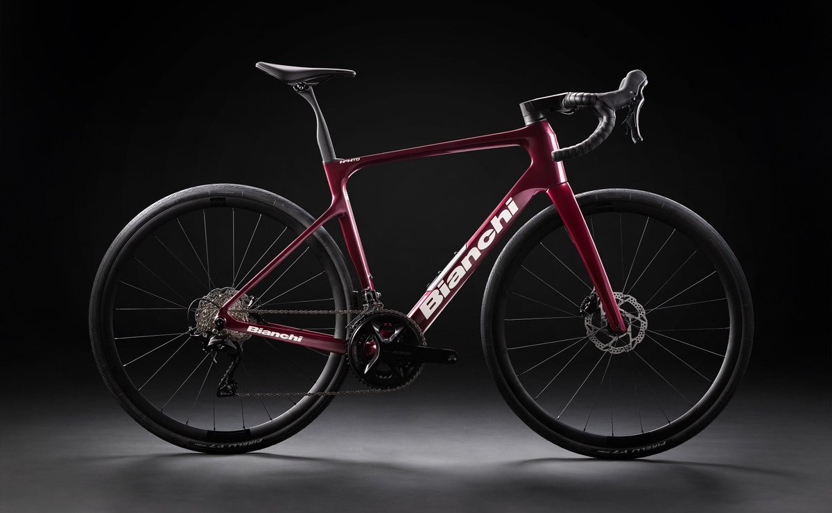 kashiwanoha1885's tweet photo. 新型「INFINITO」 発表
9G - RedRuby / OffWhite GlossyFinish 
#ご予約受付中 #bianchi #infinito #インフィニート #新型 #発表 #countervail #ロードバイク #エンデュランス #ビアンキ #bianchibikestorekashiwanoha #bianchibikestore柏の葉 #ビアンキ柏の葉 #ビアンキバイクストア柏の葉 https://t.co/BlEoLMNCWs