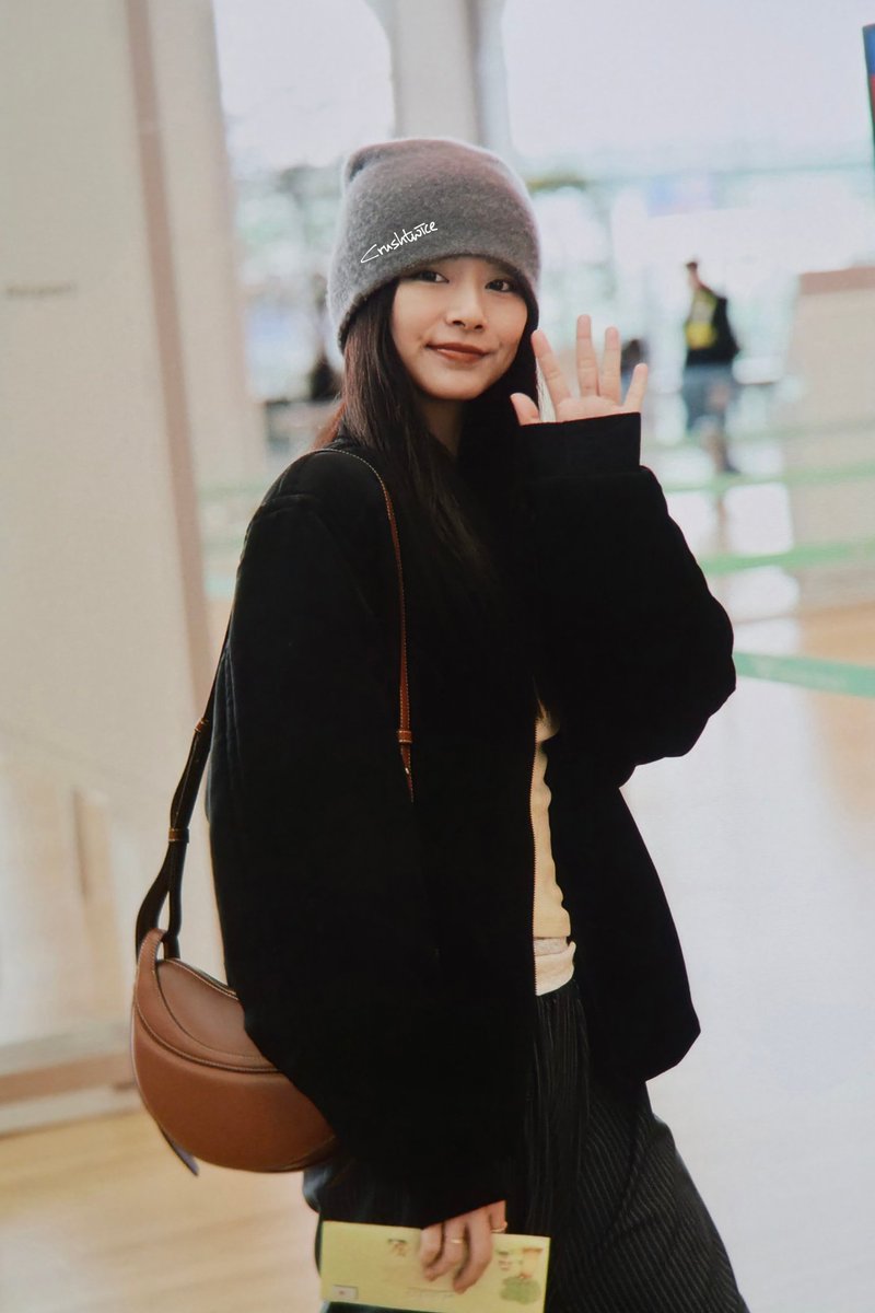 crushtwice tweet media