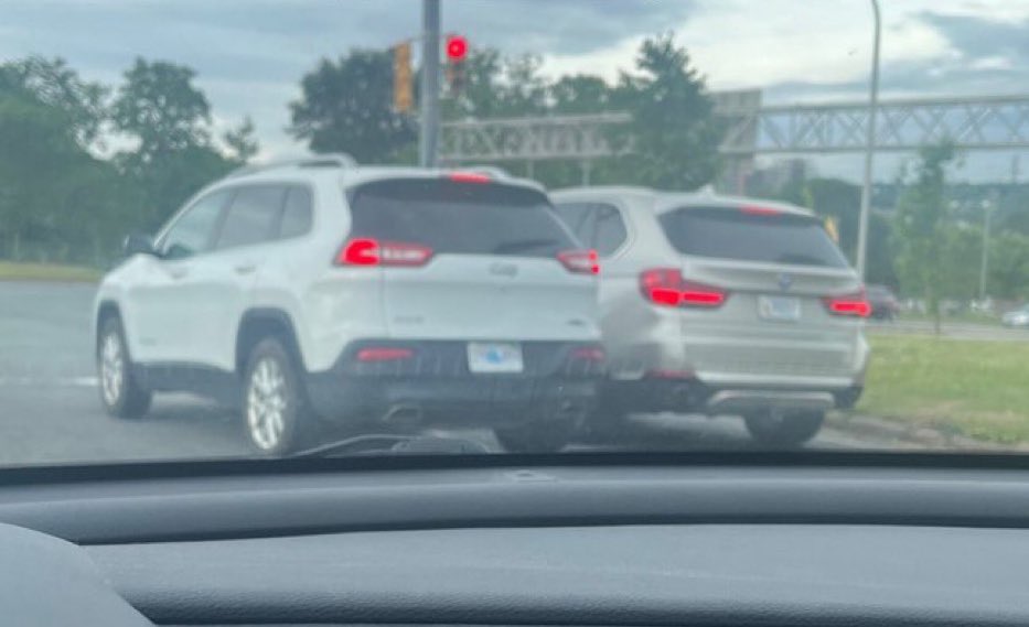 everyone else when overtaking: normally space

leclerc and hamilton: