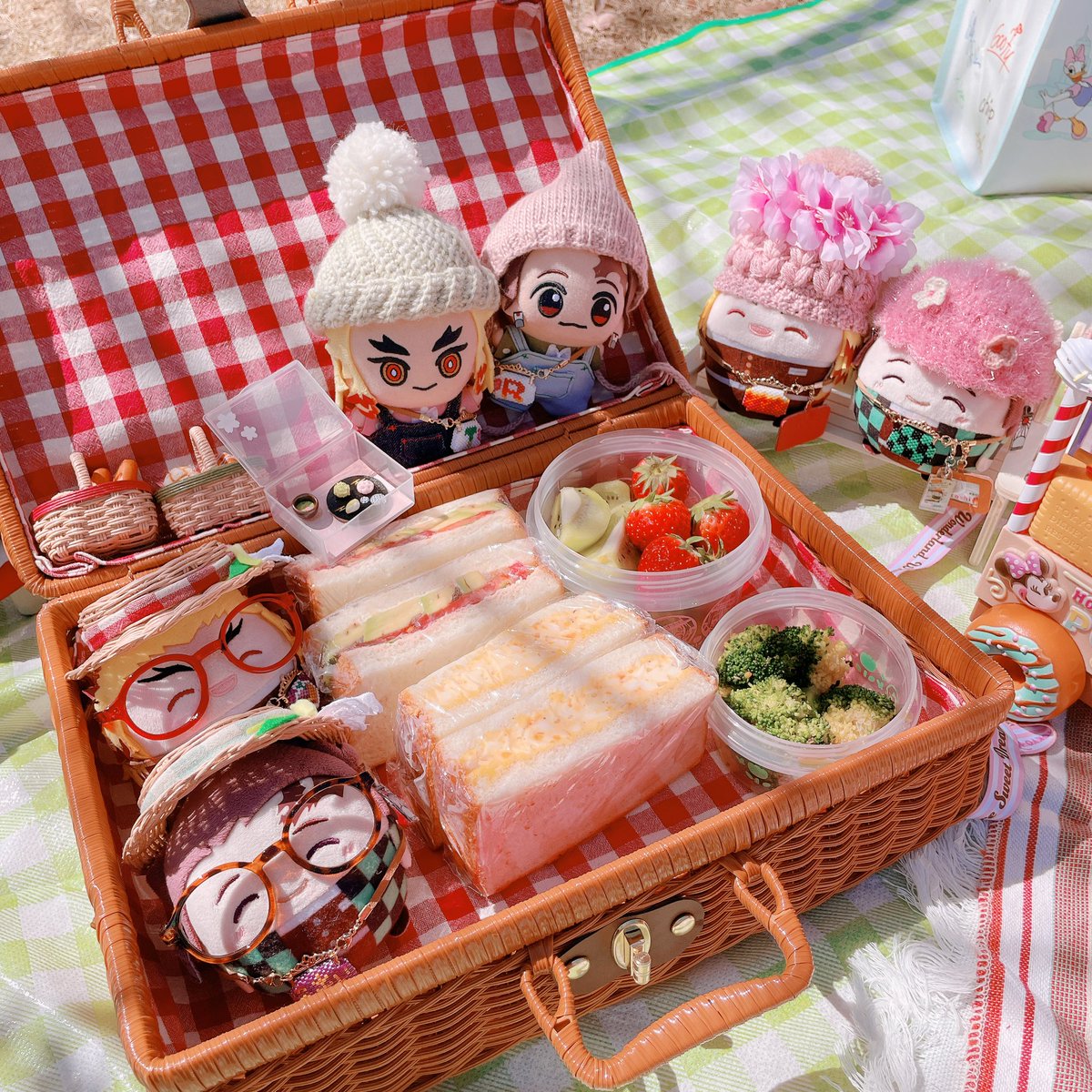 わいわい☺️
お🌸見ｽﾀｰﾄ時の記📷念📷撮📷影
みんなにっこにこにこし🌸🌸🌸