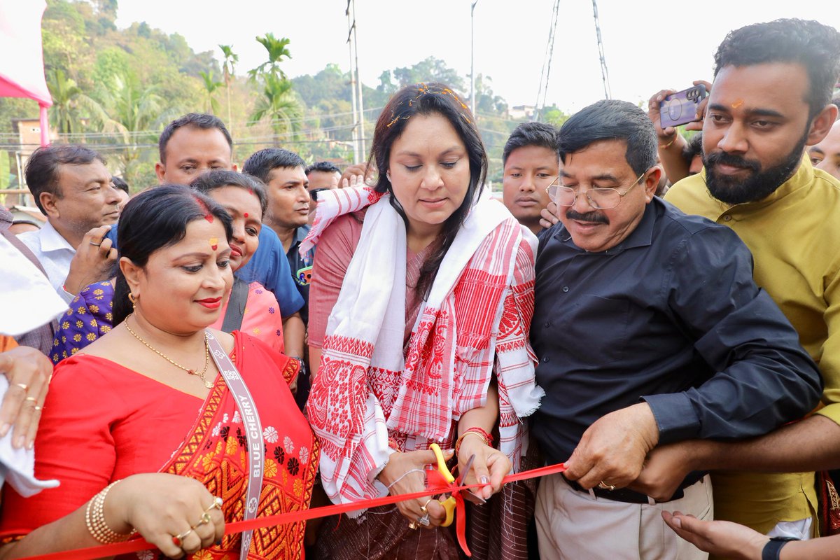 rinikibsharma's tweet photo. I had the pleasure of attending the inauguration of several water supply schemes in Boragaon and Maligaon, implemented under the leadership of Hon’ble Chief Minister Dr. @himantabiswa

These schemes will provide clean drinking water to families in Pachim Boragaon (Ward 10), Shiv Nagar, Nijorapar, Garoghuli, Natun Basti, Devkota Nagar, Rest Camp Shubhash Nagar, West Kamakhya, Pandu College Gate, Durga Mandir, and Lankeshwar, strengthening healthier communities and improving quality of life.