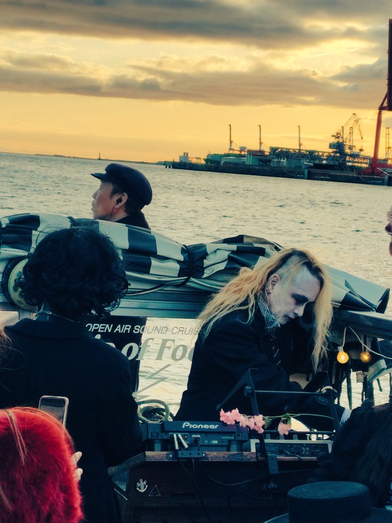 白群♦️ tweet media