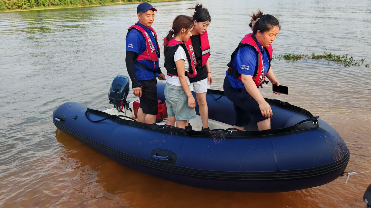 Seawalker123's tweet image. Ready for any water mission! 🚤 Our rugged inflatable boats are built for safety, rescue &amp;amp; patrol. Trusted by pros to navigate lakes &amp;amp; rivers with precision. Safety first, always. 🌊 #RescueBoat #InflatableBoat #WaterSafety #MarineRescue #RiverPatrol
seawalkerboat.com