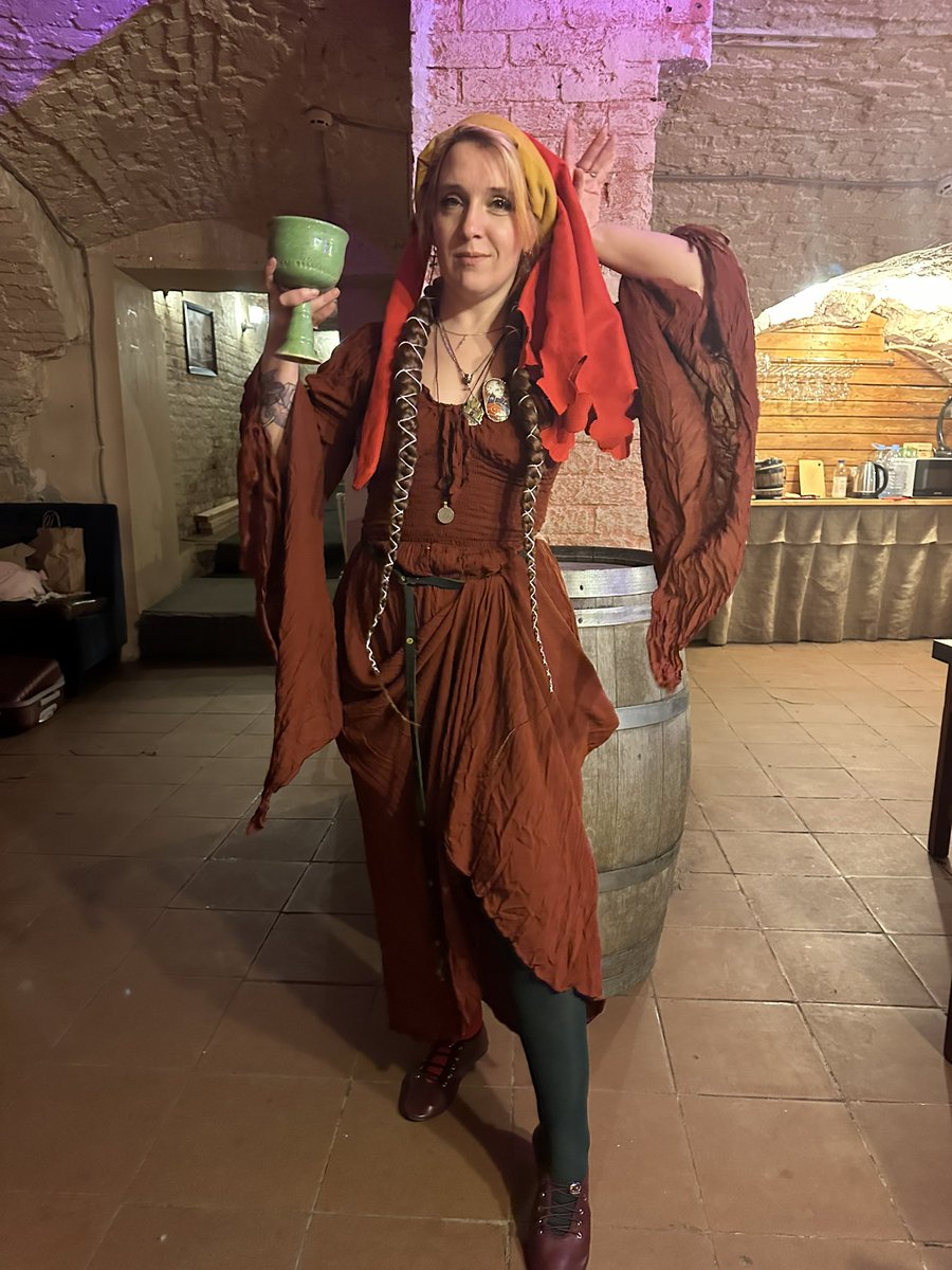 Geek chick tweet media