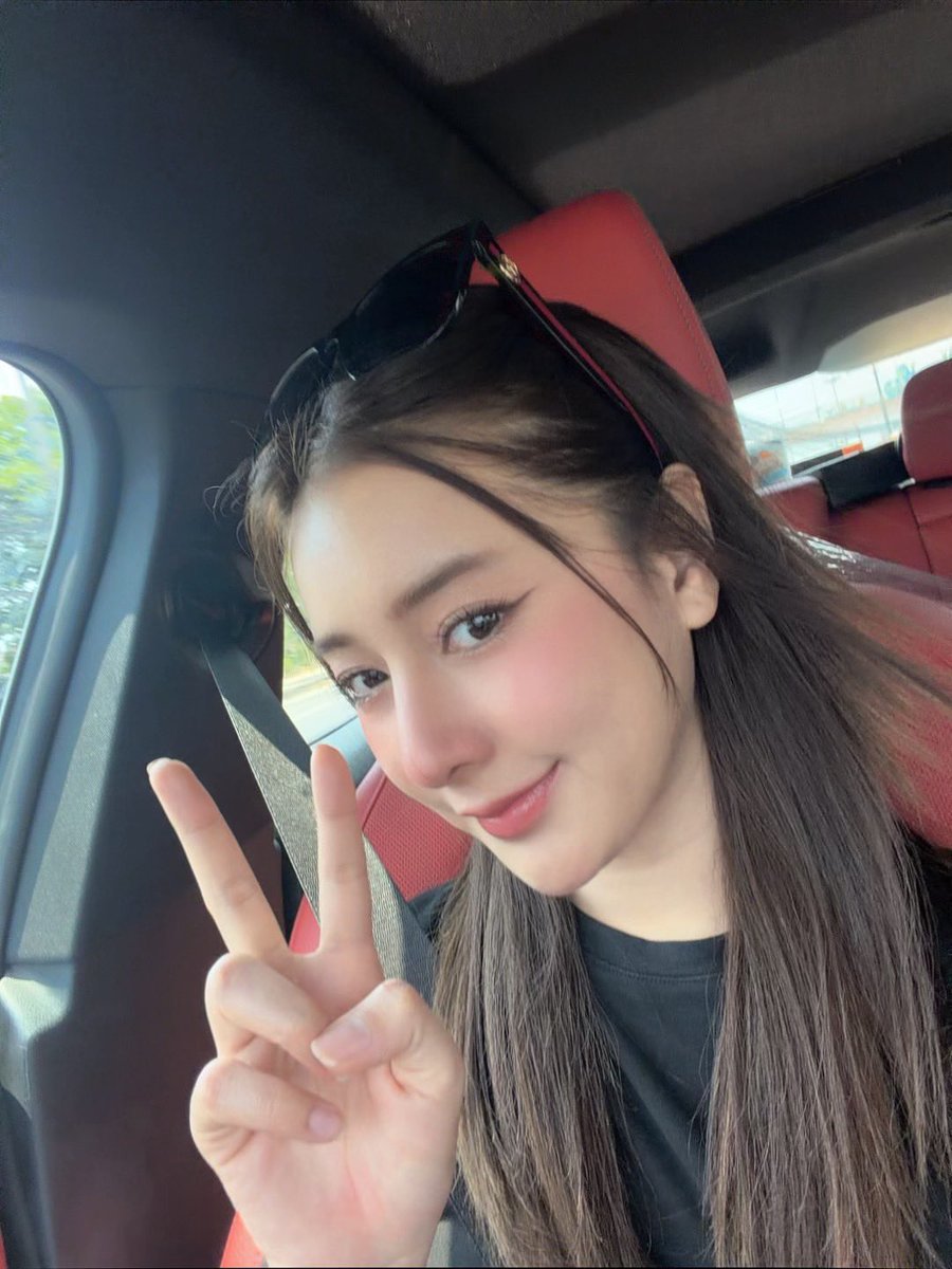 TPJSDiary's tweet photo. สวัสดียามบ่ายหม่ามี้ 🩷✨

#TungpangJessie https://t.co/UupPZTfRJW