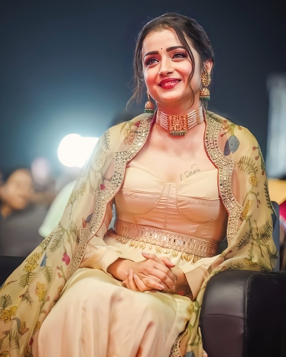 igtamil's tweet photo. Ever beautiful Trisha 😍😍😍
#IndiaGlitz #Tamilactress #TamilCinema #Kollywood #Actress https://t.co/r02lTbzeIP