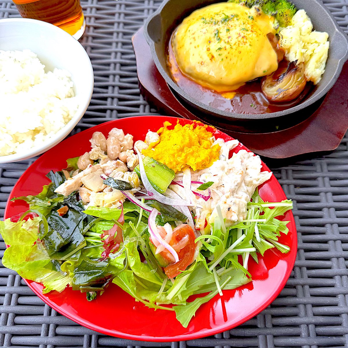 light_seed's tweet photo. 日曜日の昼ごはん‼︎ 15 March

滋賀の美術館の帰りに瀬田の唐橋の中洲に出来たカフェでランチ♬
 #お昼ごはん #昼ごはん #lunch #野菜たっぷり #ハンバーグランチ #LaCOSSO  #ふたりごはん #日曜日 https://t.co/13RUjLUsZJ