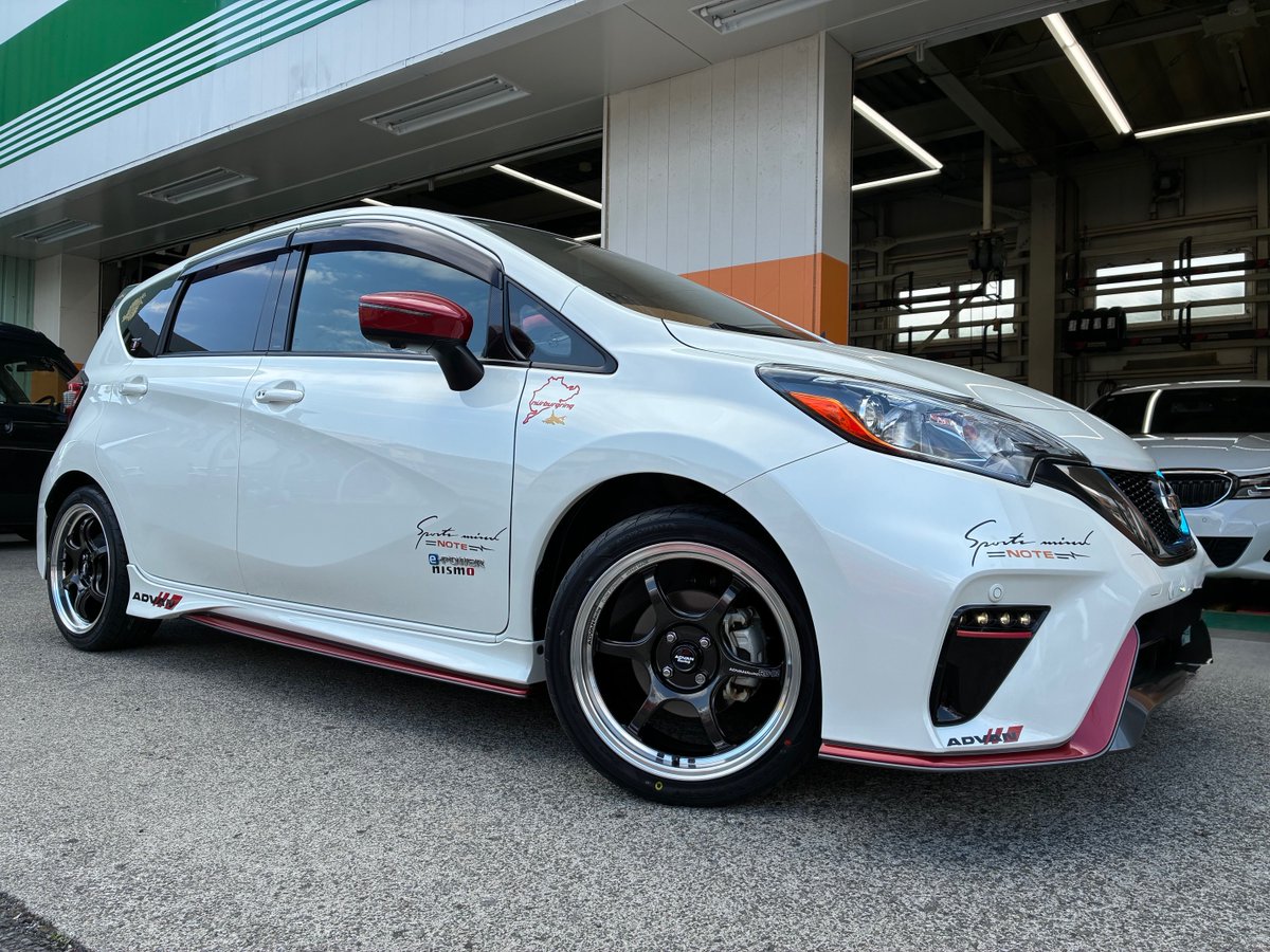 tg_zama's tweet photo. ＃ノートニスモ　に
ADVAN Racing　RG-D2
装着です😆
タイヤはお客様拘りの
ADVAN FLEVA　V701
RG-D2はコンパクトカーに人気ですね
リムのポリッシュが綺麗です😍
＃タイヤガーデン　＃座間　＃YOKOHAMAWHEEL
＃RGD2 https://t.co/hWs6y9OpnQ