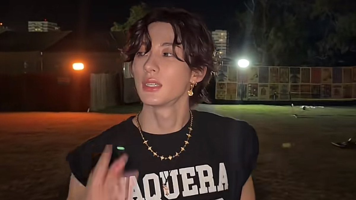 letmeloveanton's tweet photo. HE PISSES ME OFF SO BADDD WHAT THE HELL ANTON https://t.co/EutaAiLUqj