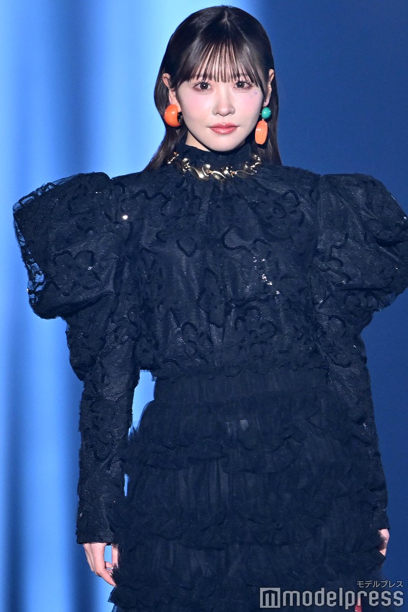 IDOL RUNWAY COLLECTION 2026💘】 FRUITS ZIPPER櫻井優衣 黒コーデ