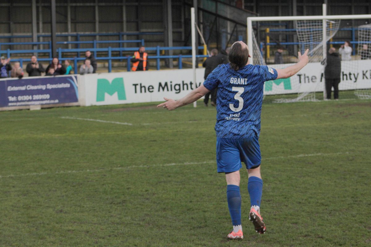 Chippenham Town FC tweet media