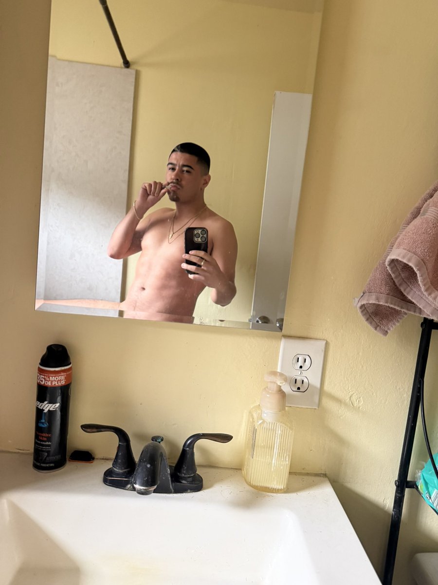 hermosablokk95's tweet photo. 💦 https://t.co/Lr5d8GR8mi