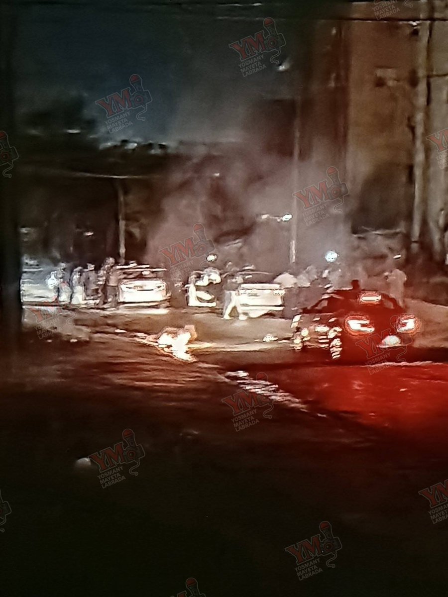 El1IDER's tweet photo. Asere #TwitterCuba dicen que Micro 9 aquí en #SantiagoDeCuba está en la calle, alguien de aquí sabe algo ? https://t.co/uu2LZQODua