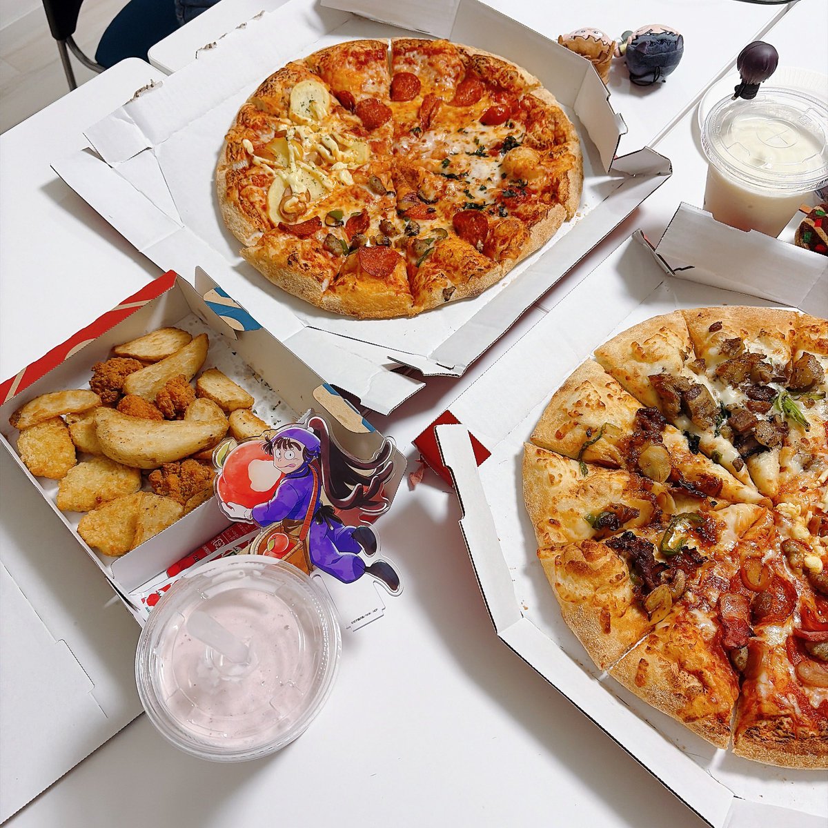 ピザしか写っていませんが作業会です🍕