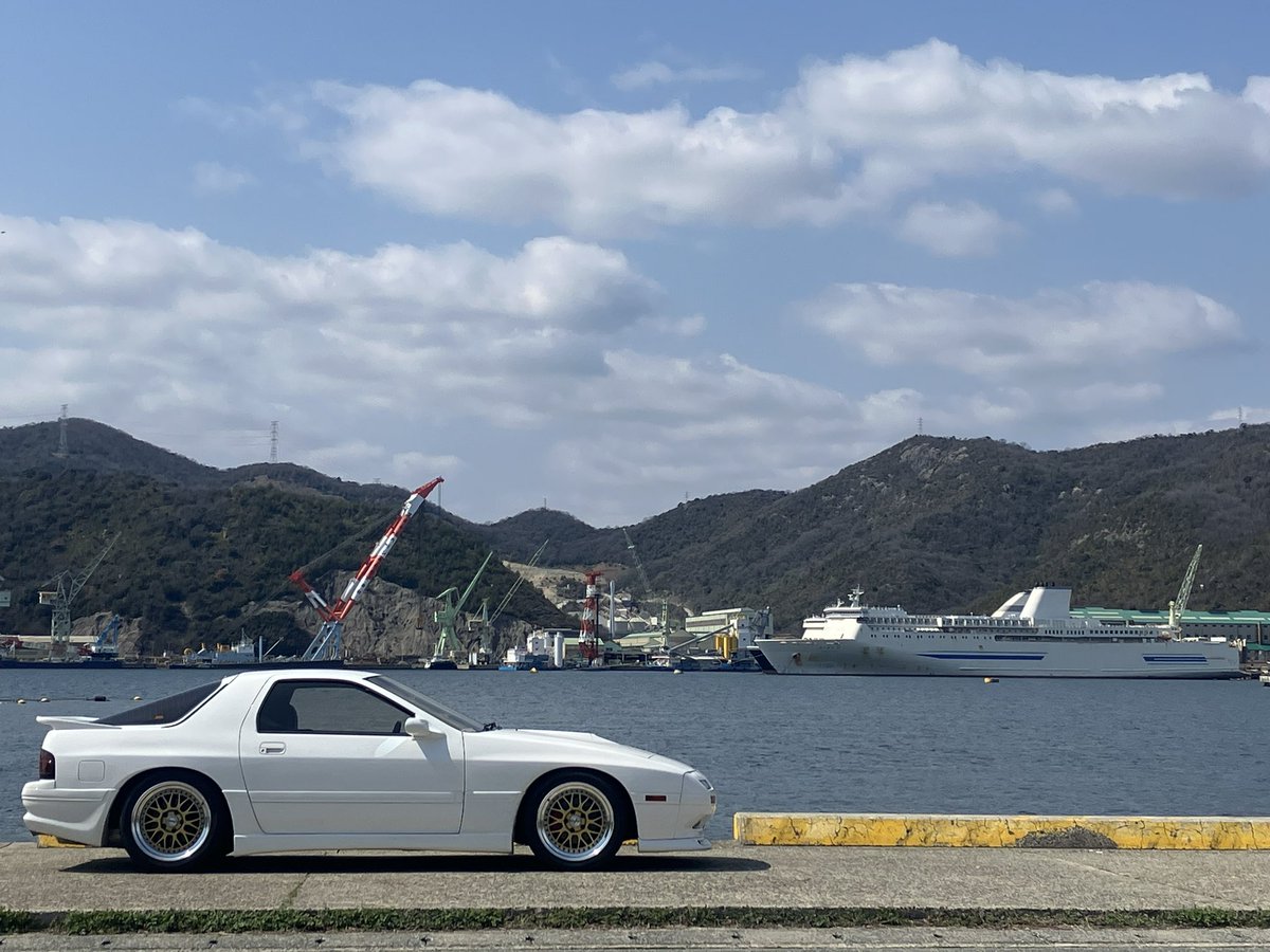 あけやん tweet media