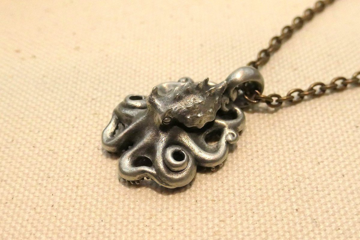 planevia tweet media