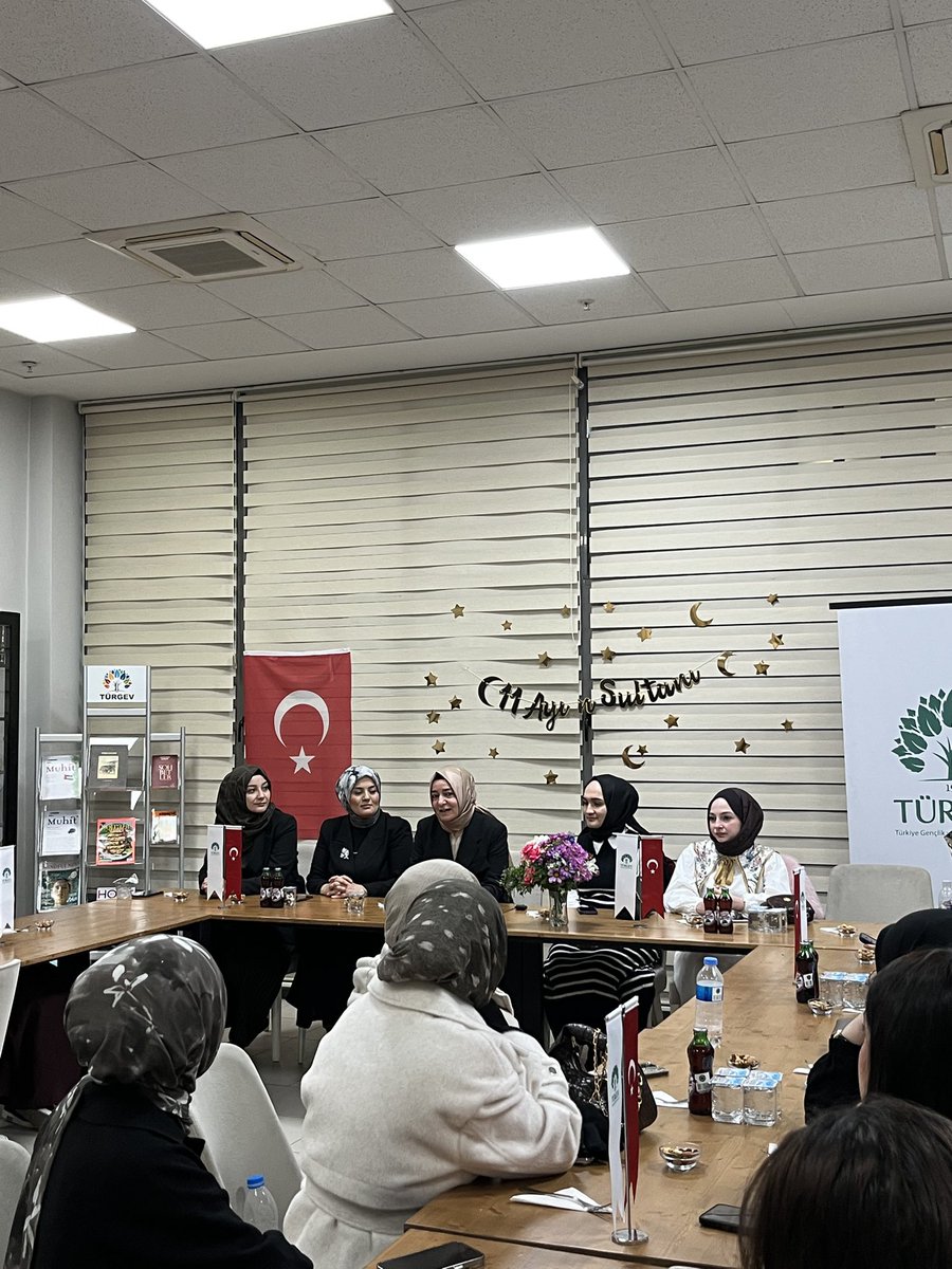 Ramazan 24✨

📍Süleymaniye Camii Çocuk İftarı

📍 Genel Başkan Yardımcımız <a href="/drbetulsayan/">Dr.Betül Sayan Kaya 🇹🇷</a> ile Mevlanakapı TÜRGEV Kız Öğrenci Yurdu’nda tıp öğrencileriyle samimi bir çay sohbetinde bir araya geldik. 

#BirOlmakRuhumuzdaVar

<a href="/UNIAKIstanbul/">ÜNİAK İstanbul</a> 
<a href="/akgencistanbul/">AK Gençlik İstanbul</a>