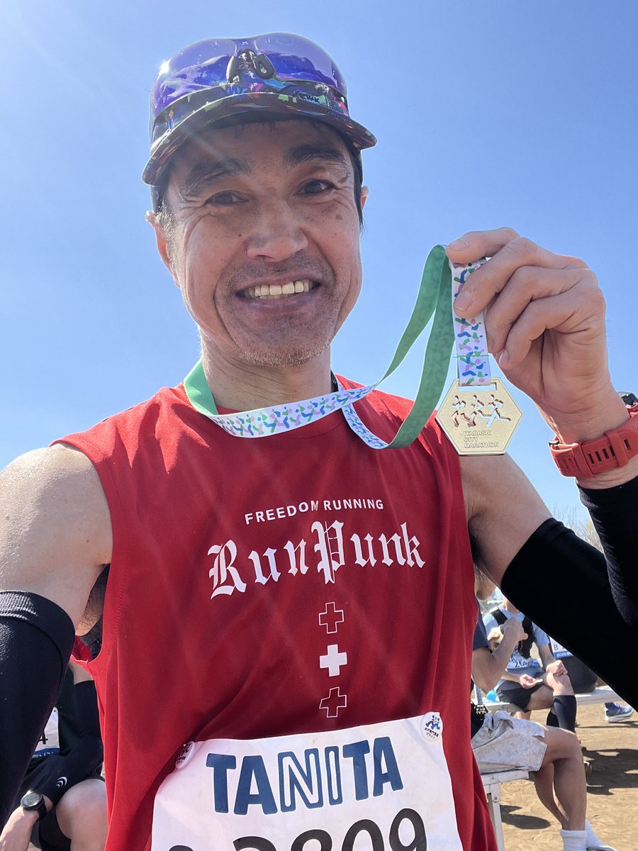 まこっち tweet media