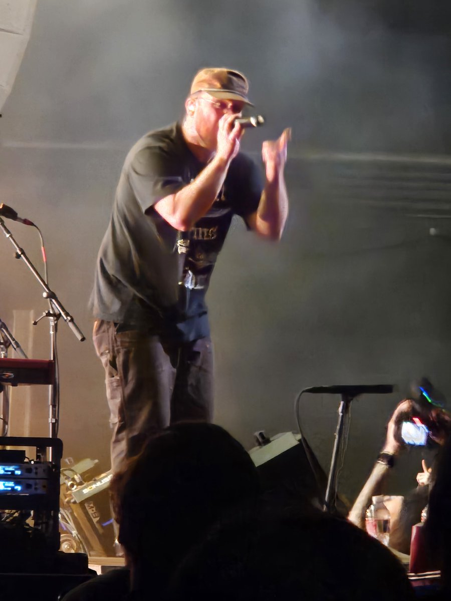 I'm going to cry. I love this band so much. <a href="/thewonderyears/">The Wonder Years</a>