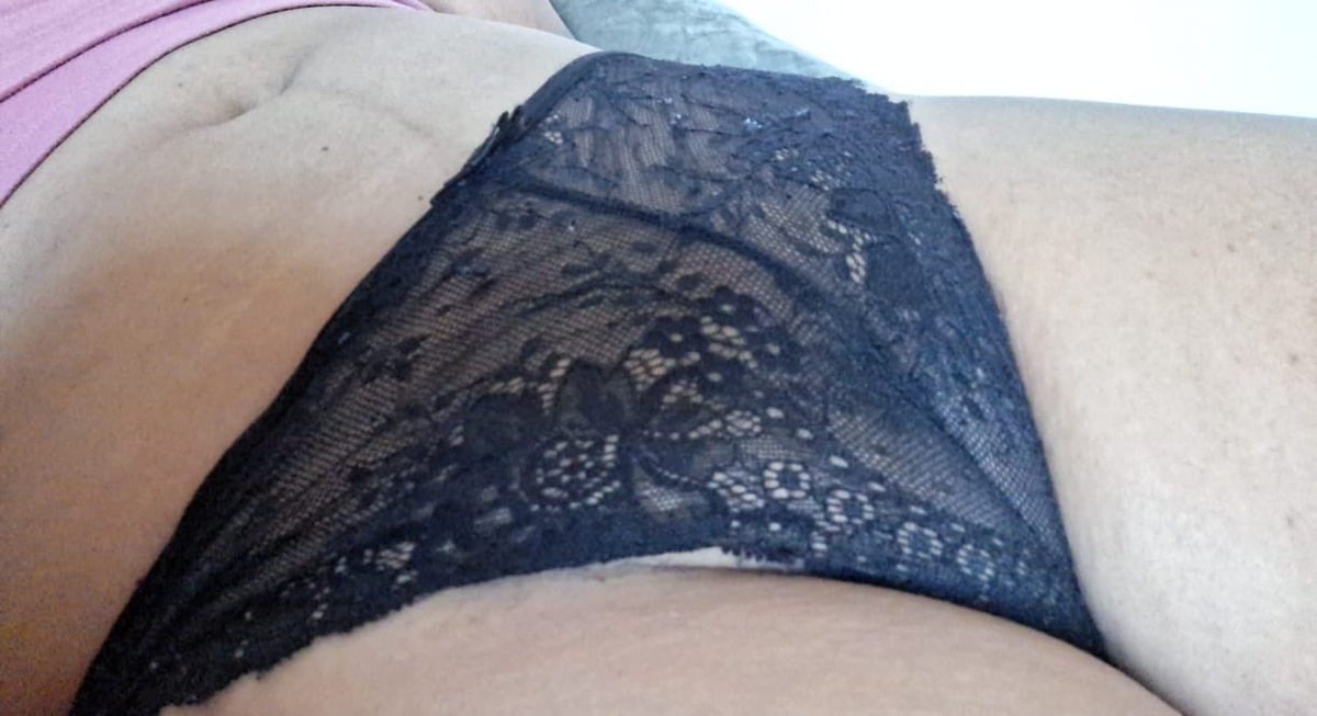 Jonylore tweet media