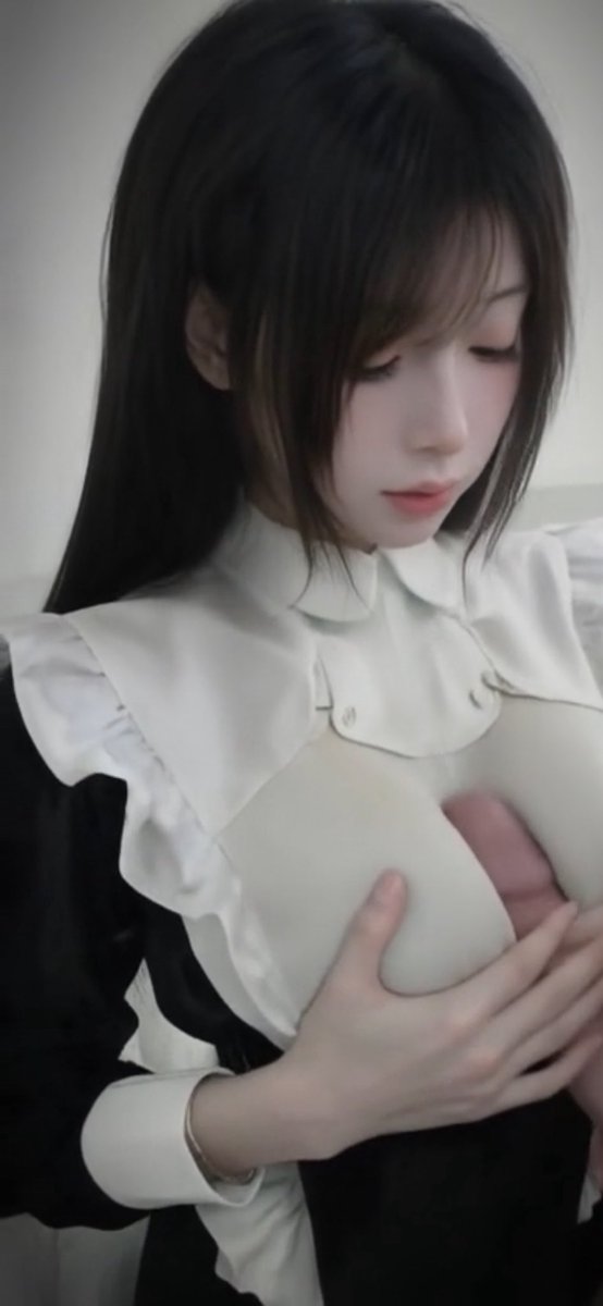 Nguynhonga89269's tweet photo. lên nốt mấy bức chụp với đồ chơi 🥵 #school https://t.co/fIgNy7yfhb