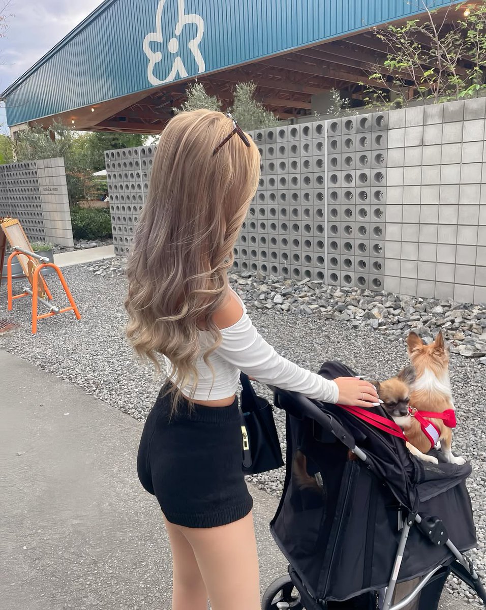 まいか@大阪 tweet media