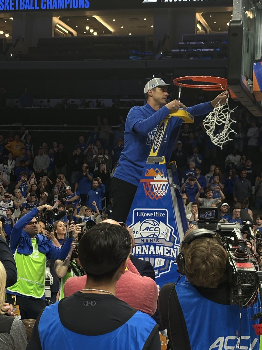 KastleTony's tweet photo. ⁦@DukeMBB⁩ https://t.co/2thicEnxiI