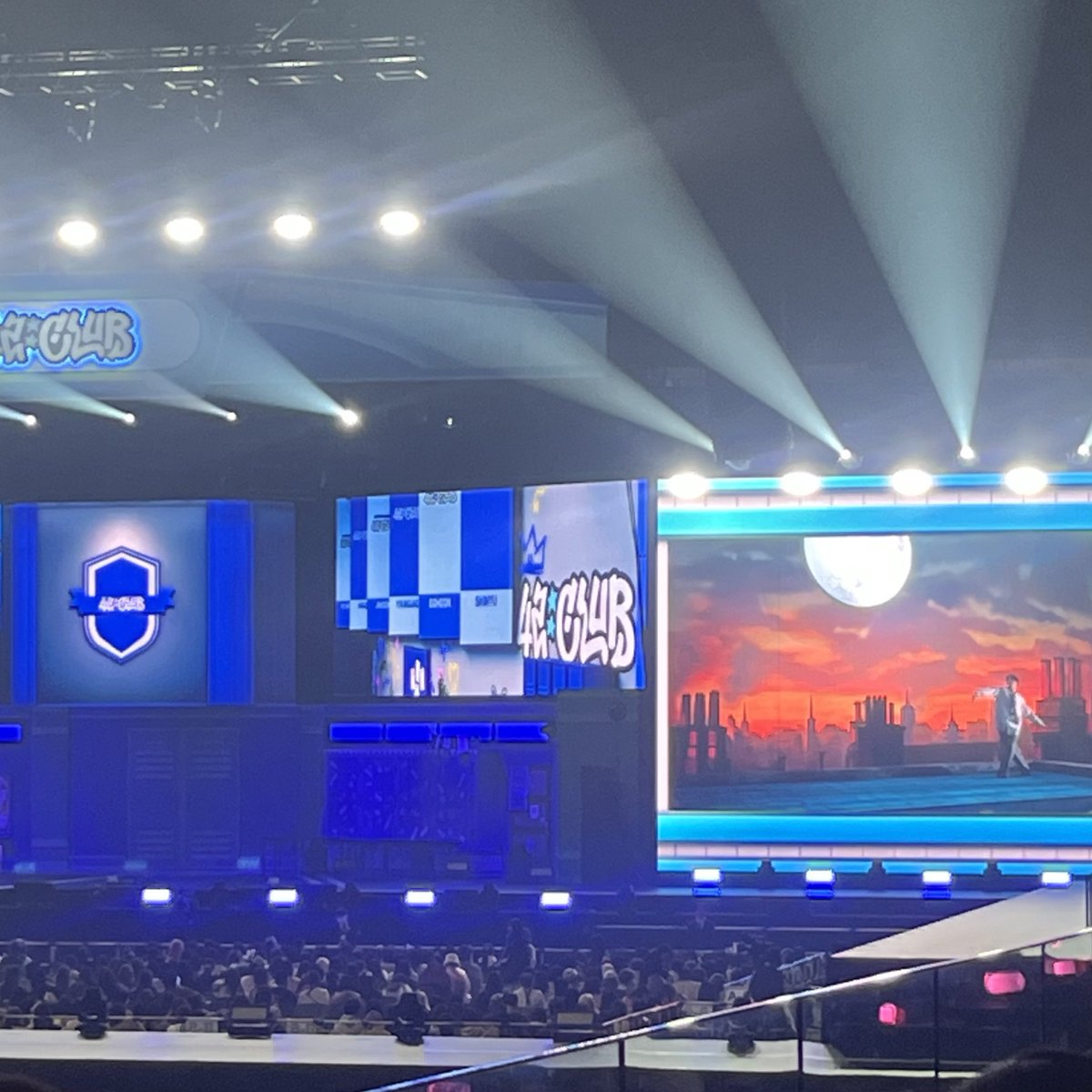 레이(れい) tweet media