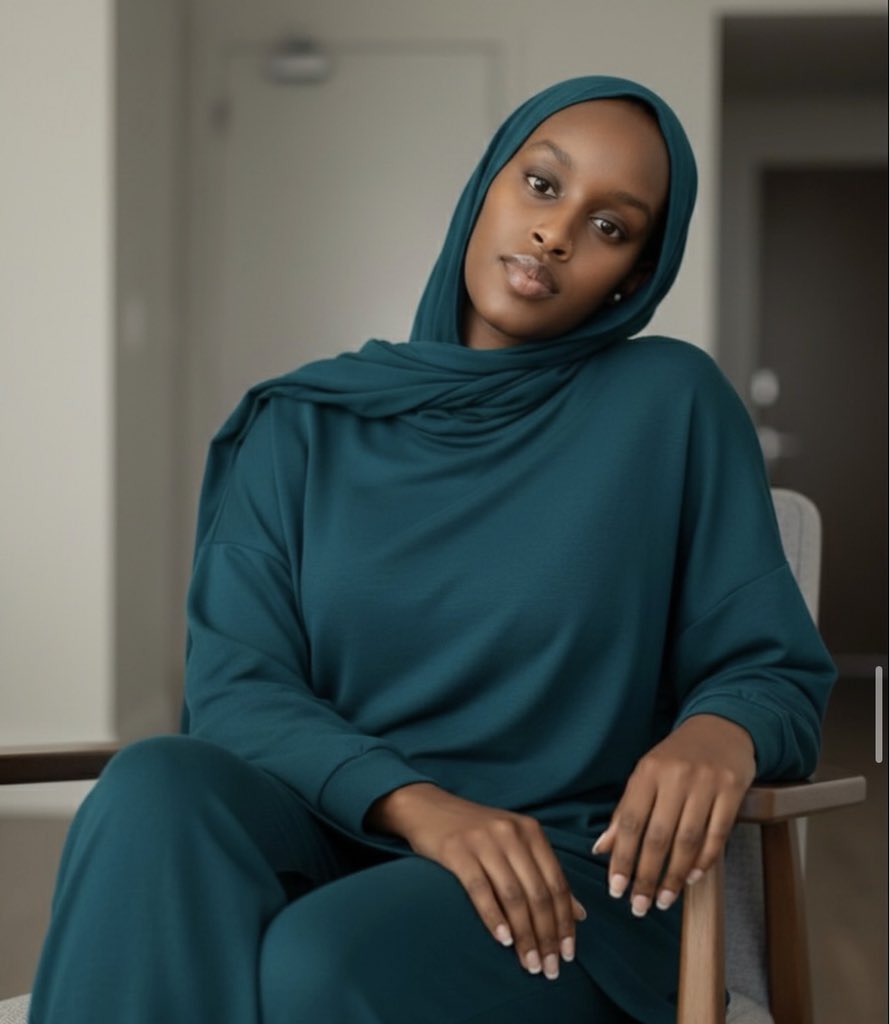 Eshaa⚽️🏀 tweet media