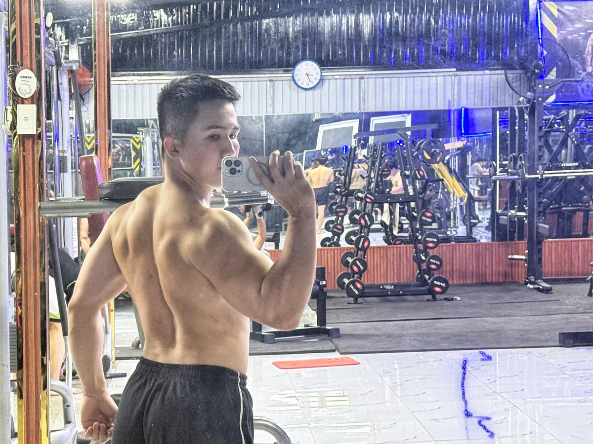 NGUYỄN NGUYỄN tweet media
