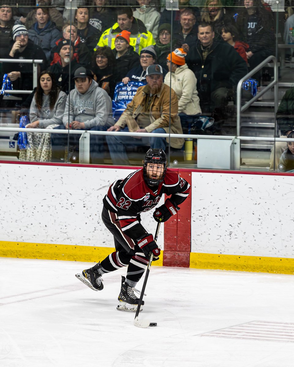 Anna Maria College Athletics tweet media