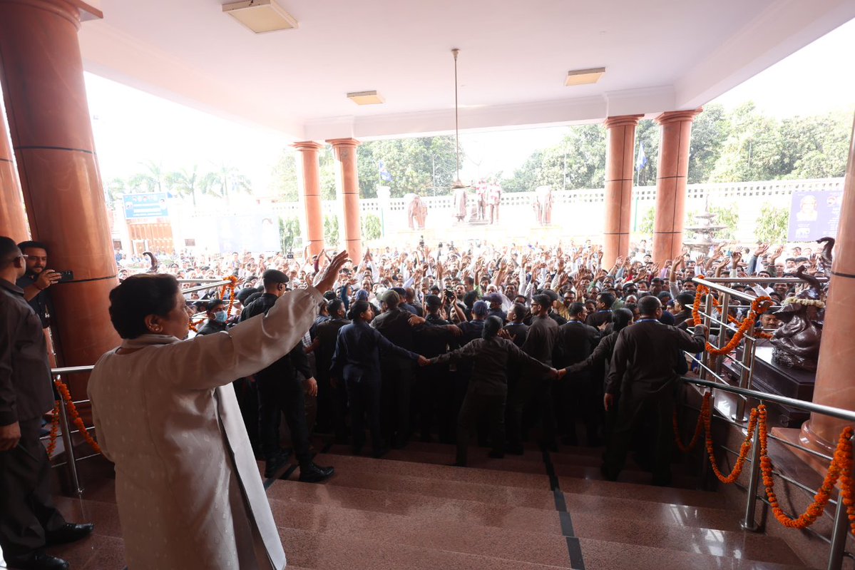 Mayawati tweet media